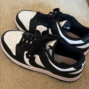 Nike low dunks